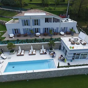 https://zeno-suites.hotelinveneto.com